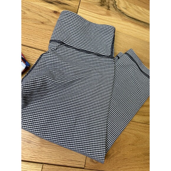 Lululemon‎ Women's Midrise Crop Legging Navy Blue Multicolor Size 6. Lot 2 - Picture 3 of 16